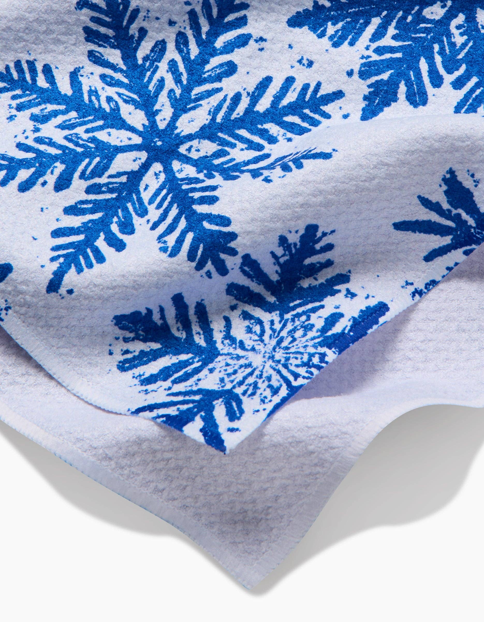Snowy Days Blue - 85 Local