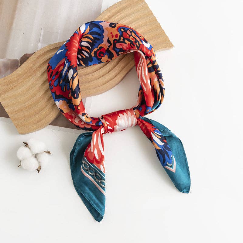 Scarvii - Chain and Floral Square Scarf - 85 Local