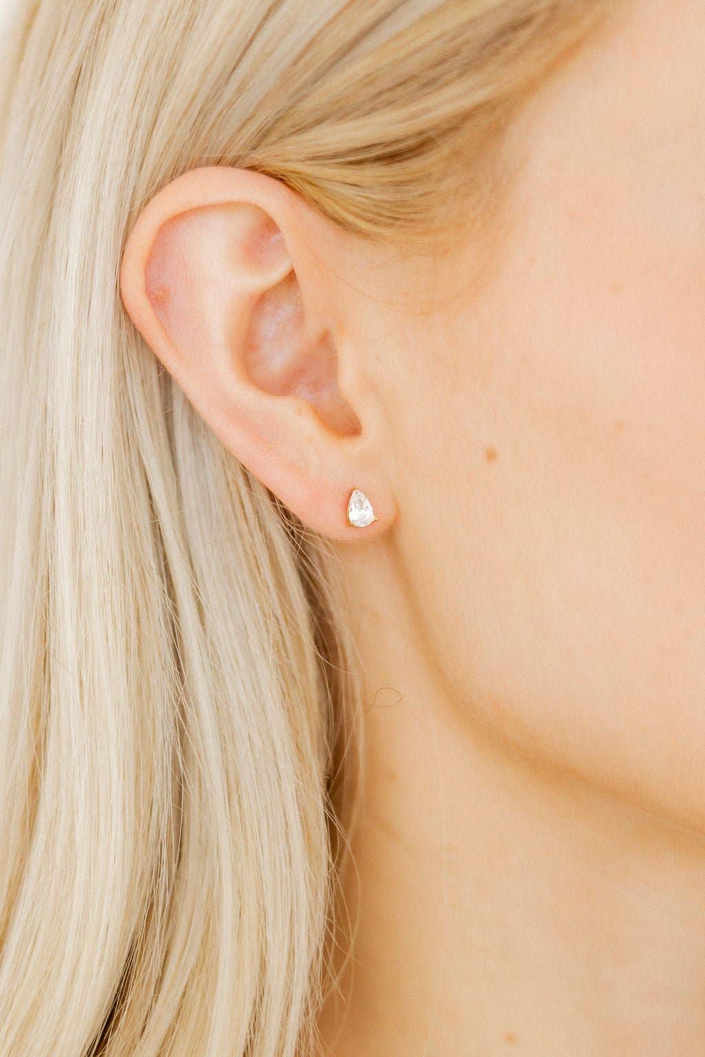 Screwback Stud Earrings - Paige Pear Gold