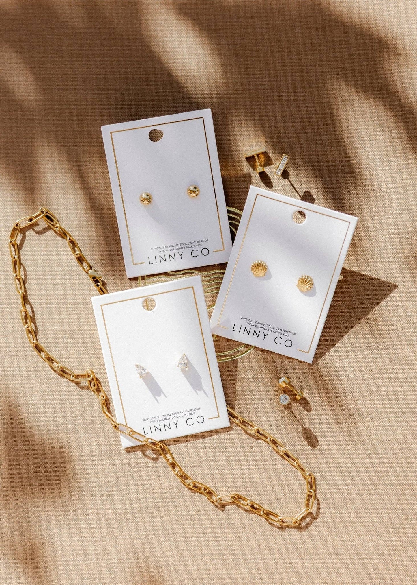 Screwback Stud Earrings - Paige Pear Gold