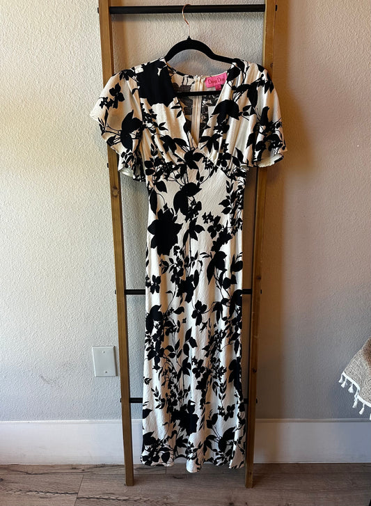 Black Woven  Printed V Neck Midi - 85 Local