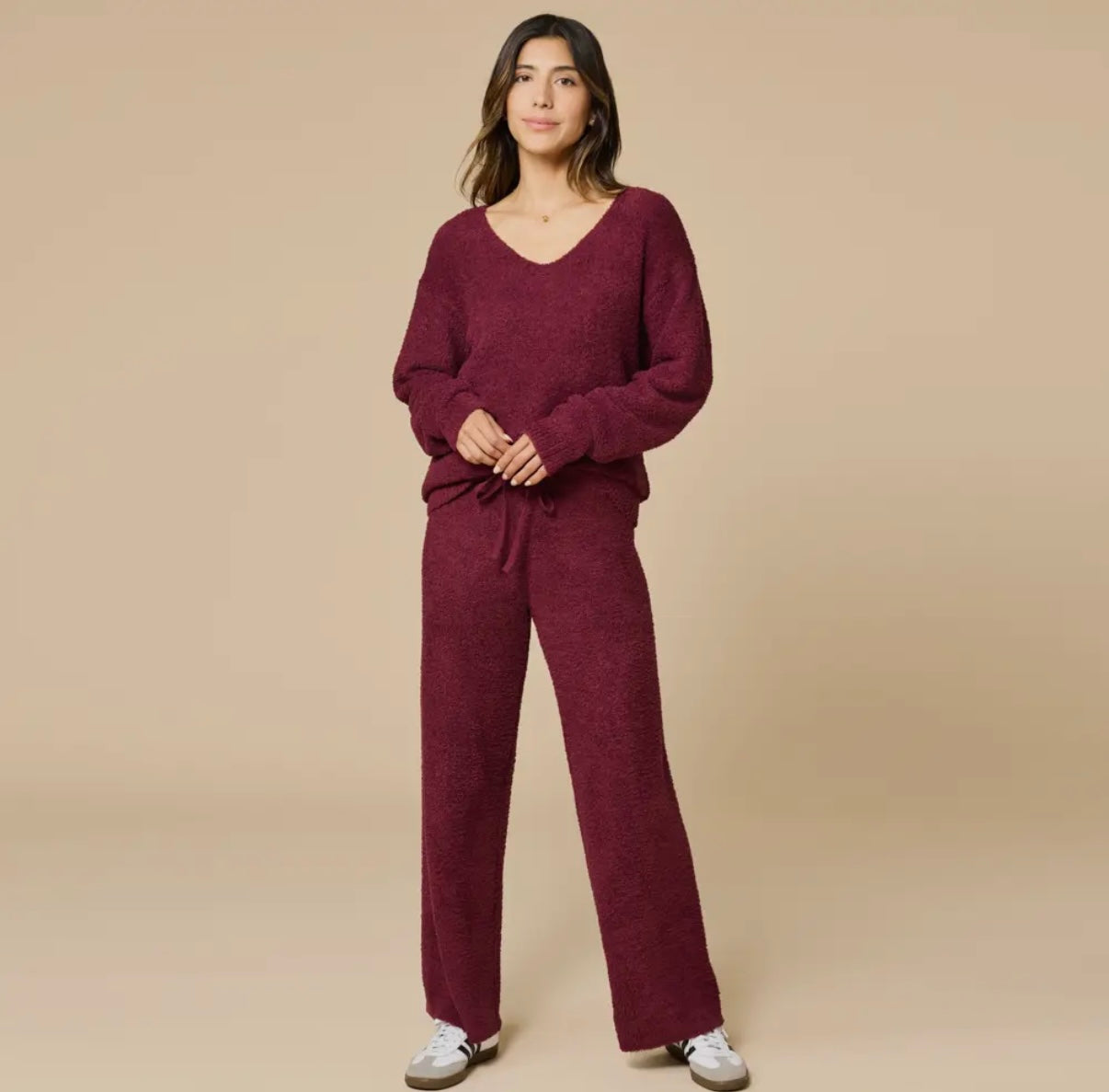 Oprah's Fave 2024 - Solid Marshmallow V-Neck Lounge Set