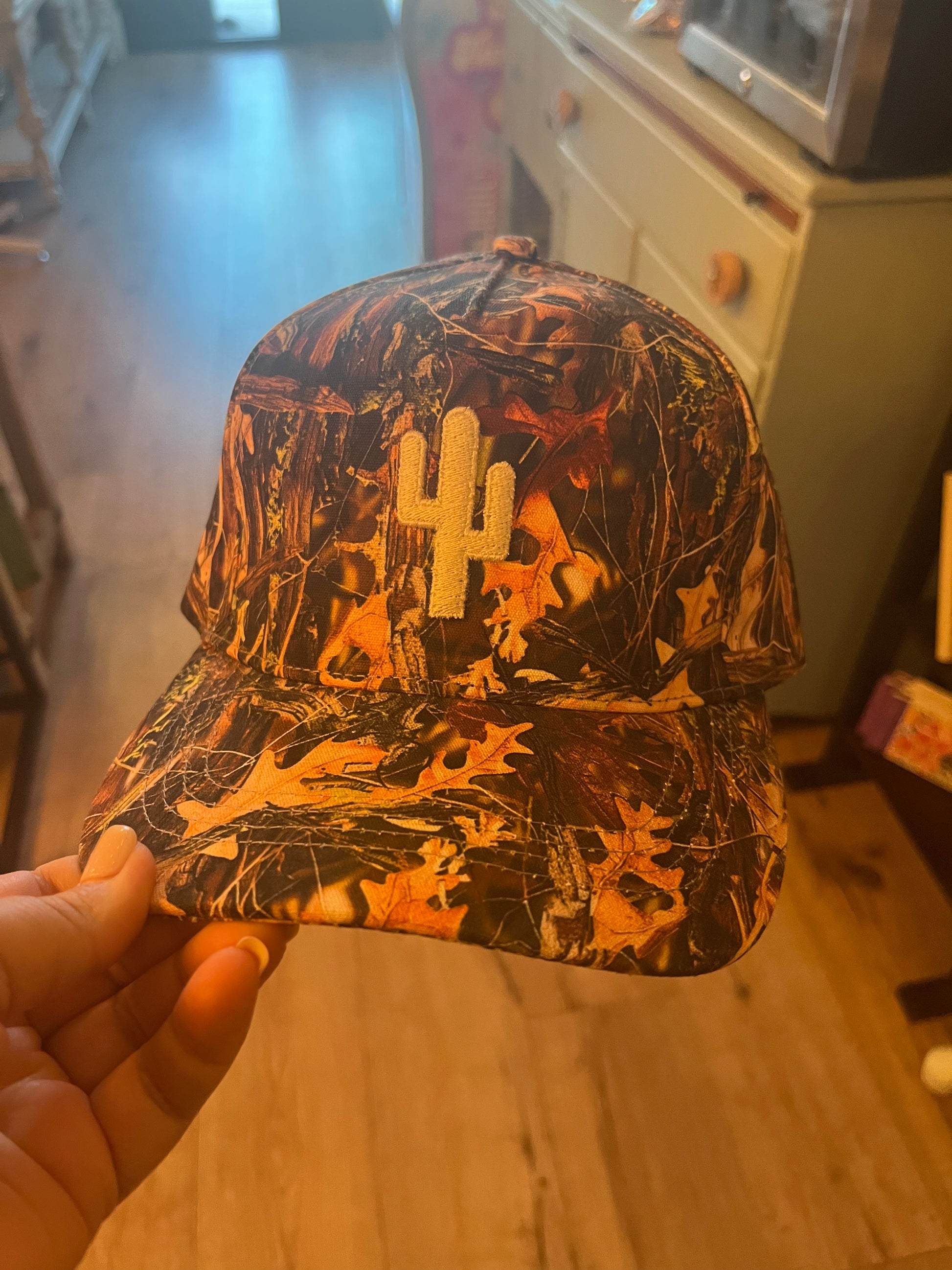 camo hat with white cactus - 85 Local