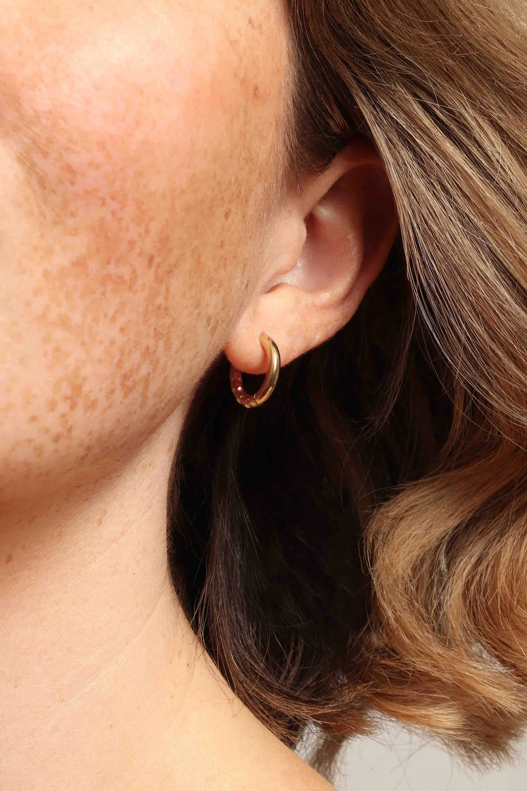Tara Huggies 15mm Gold Rev - 85 Local