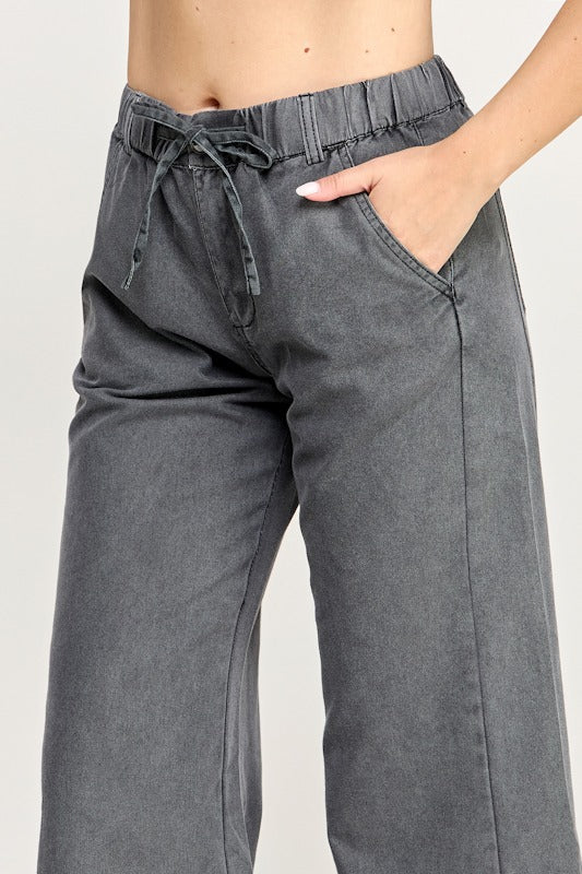 Washed Wide Leg Cropped Pant - Faded Black - 85 Local