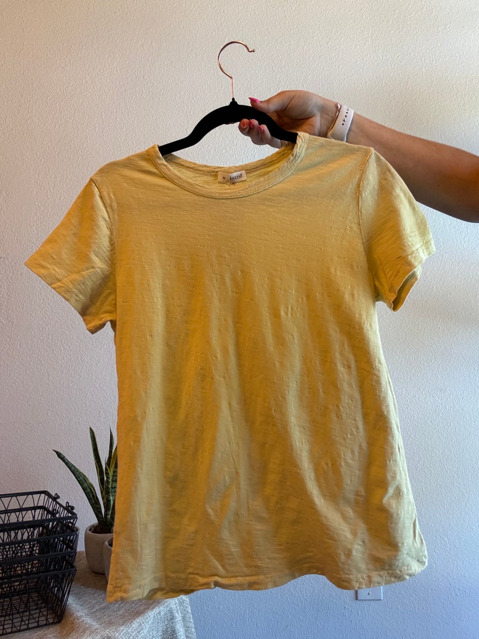 squash colored round neck shirt