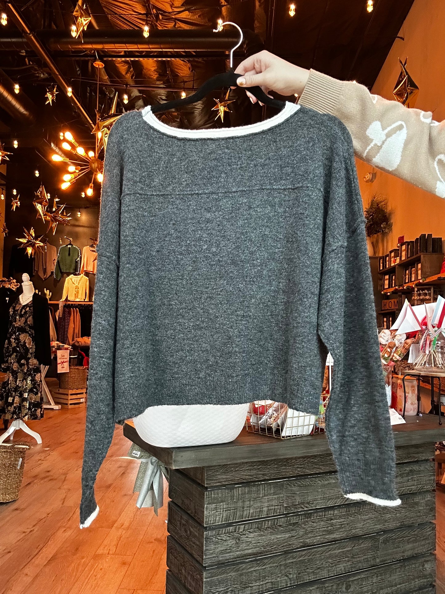 Charcoal Outline Pullover