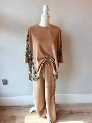 Mocha/Print Top