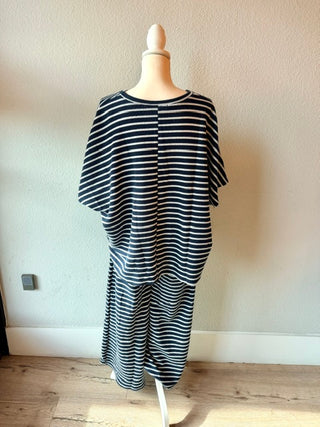 Navy/White Top