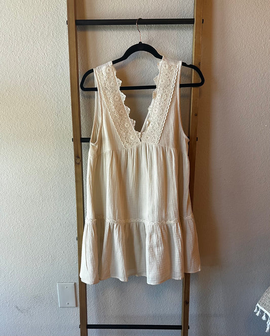 Scallop Lace V Neck Mini Dress