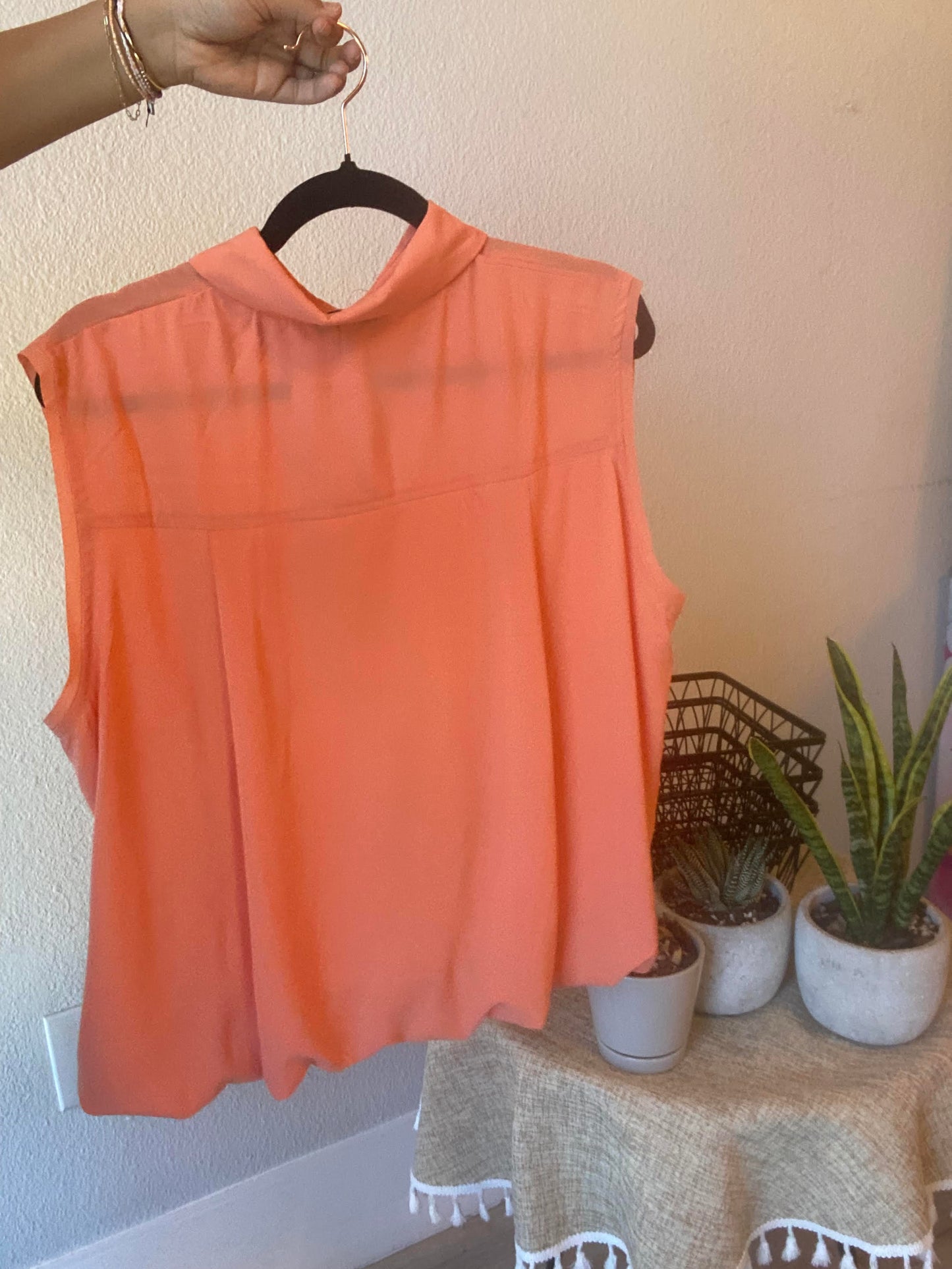 Collared Crop - 85 Local