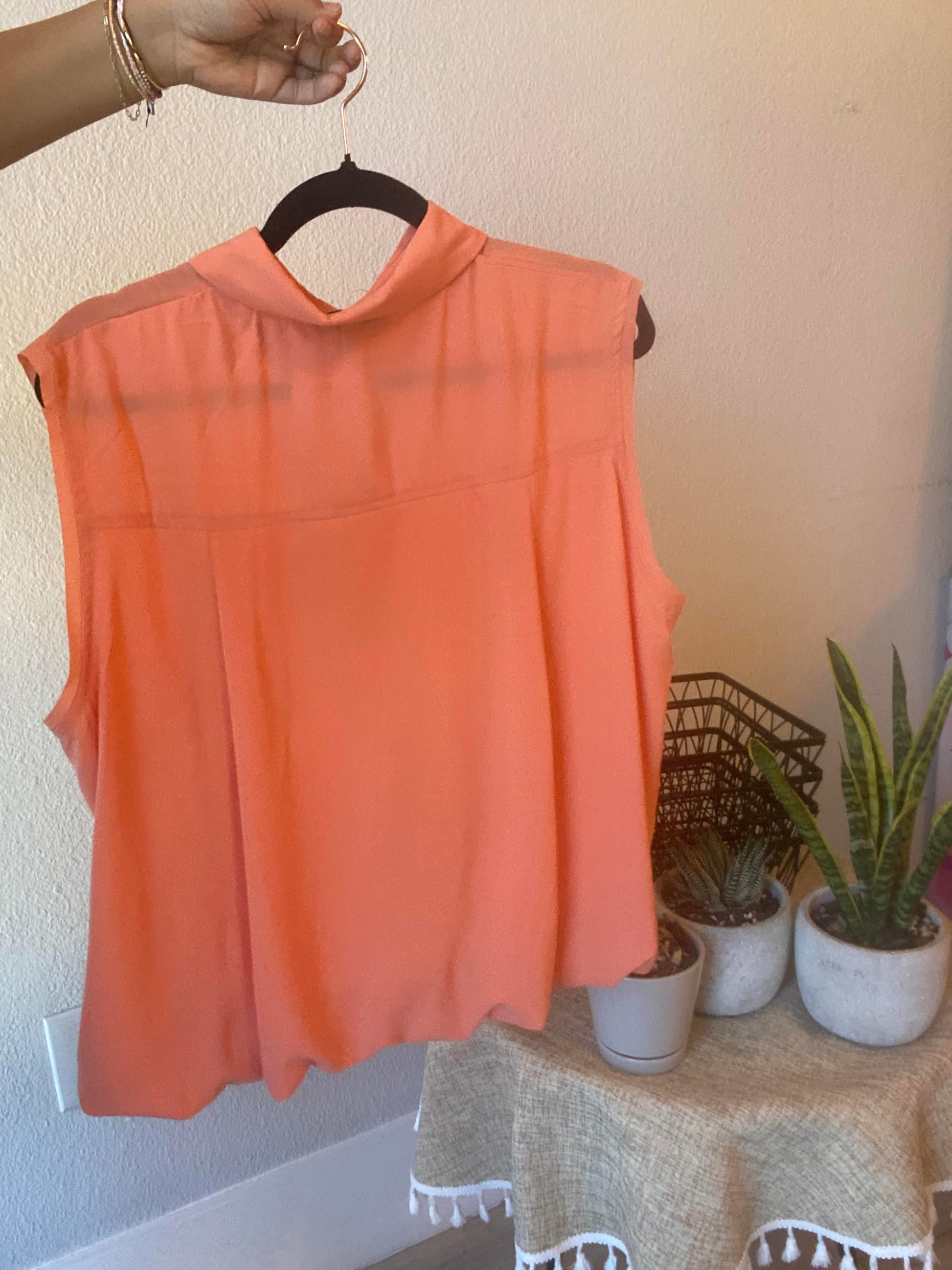 Collared Crop - 85 Local